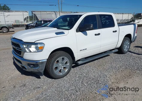 2023 Ram 1500 Big Horn 4X4 5'7 Box z USA, uszkodzony, nr VIN 1C6RRFFGXPN526242